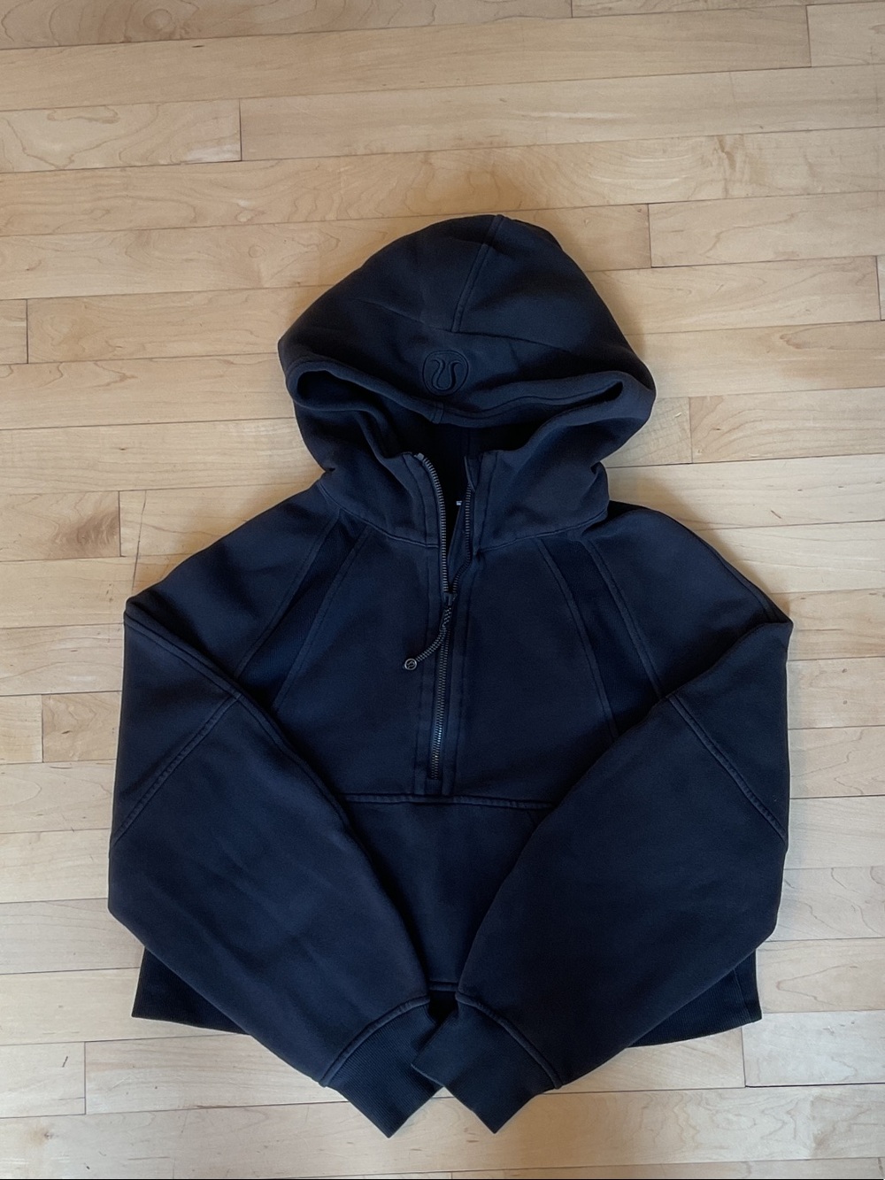 Lululemon Athletica - Women’s Scuba Oversized Half-Zip Hoodie in Black 🖤